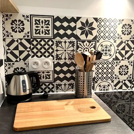 T2 Hyper Centre 3 étoiles Rue Des Bains Apartamento