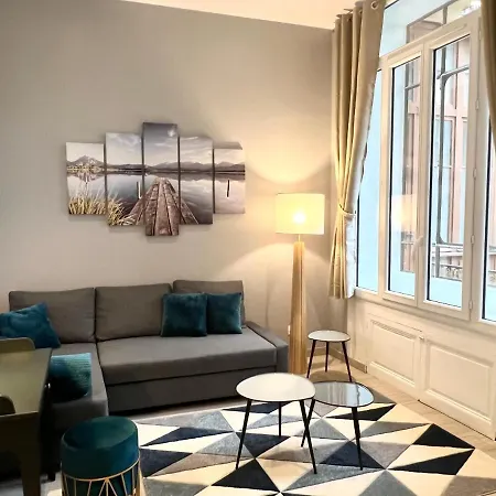 Apartament T2 Hyper Centre 3 Etoiles Rue Des Bains Aix-les-Bains