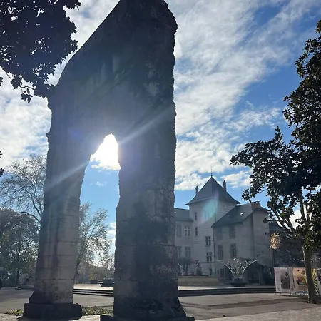 T2 Hyper Centre 3 Etoiles Rue Des Bains *